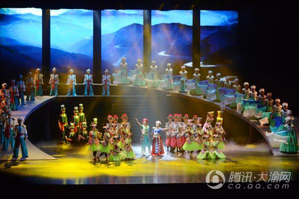 歌舞诗剧《濯水谣》重庆大剧院上演 展现黔江历史文化